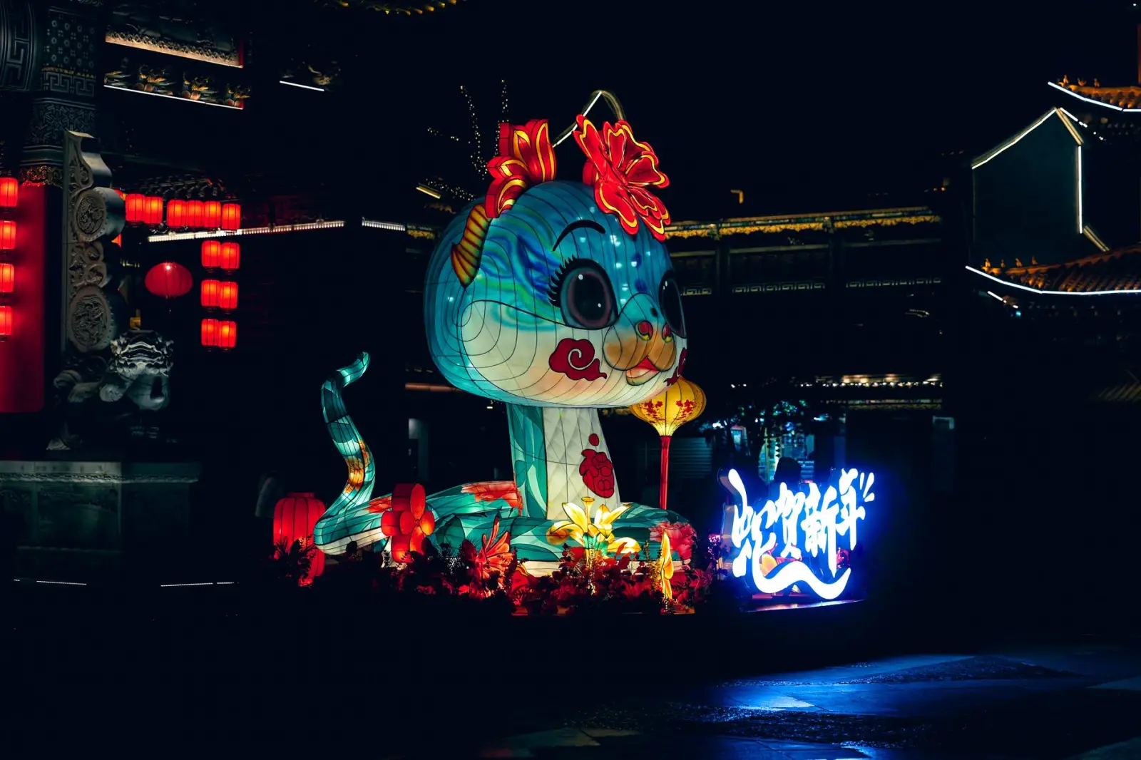 餐饮托管服务对比：方宇邹如何提升后厨管理效率与食品安全
